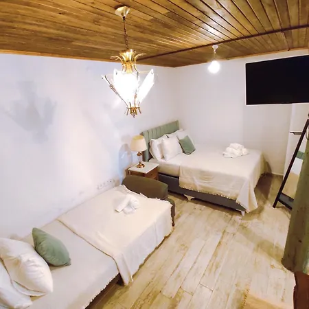 Hotel Kidoni Macaron *