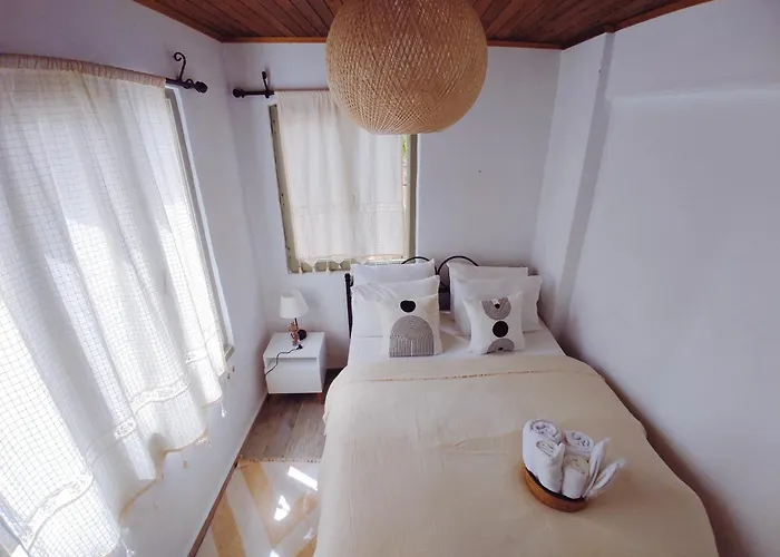 Kidoni Macaron * Ayvalı